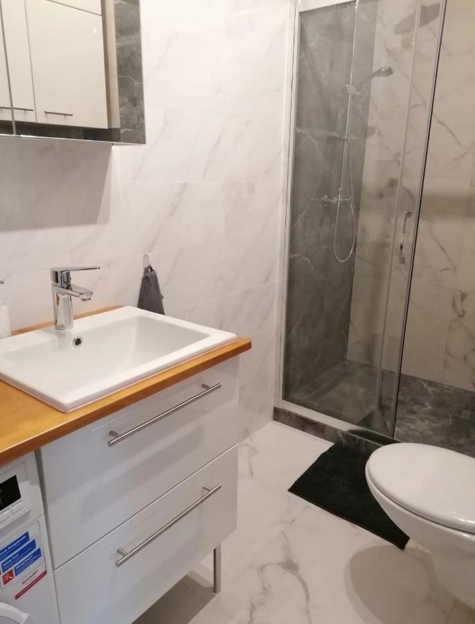 Apartament Pruszcz Gdanski 1 Exteriör bild